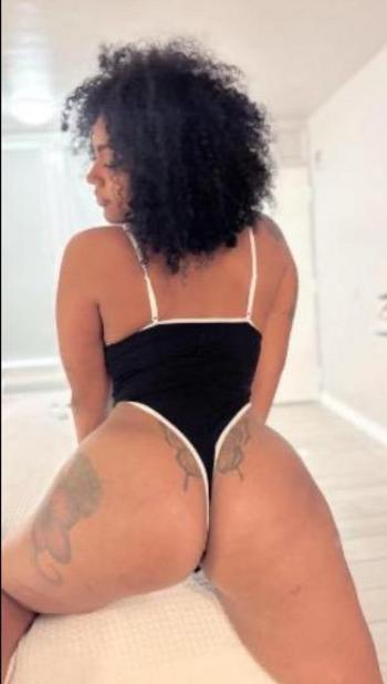 Xtc, 25  female escort, Grand Rapids