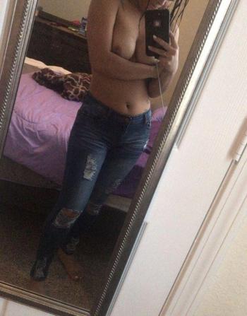 313-483-6693, 25  female escort, Grand Rapids